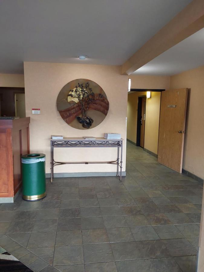 Lavissh Inn And Suites Bellingham Kültér fotó