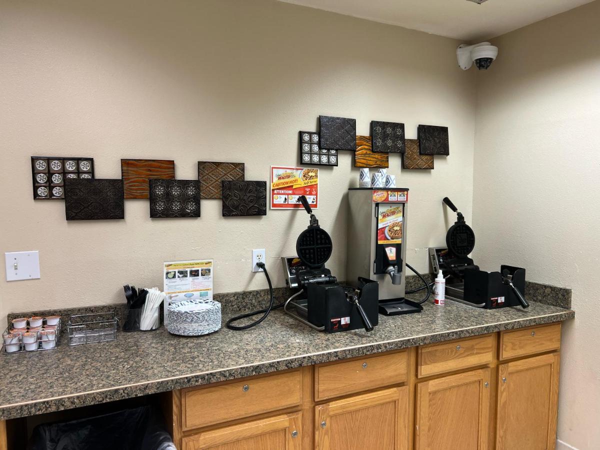 Lavissh Inn And Suites Bellingham Kültér fotó