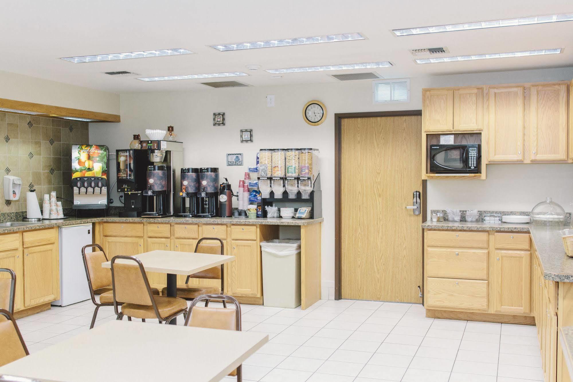 Lavissh Inn And Suites Bellingham Kültér fotó